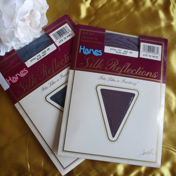 HANES SILK REFLECTIONS VINTAGE PANTYHOSE BUNDLE - 2 - Picture 1 of 8